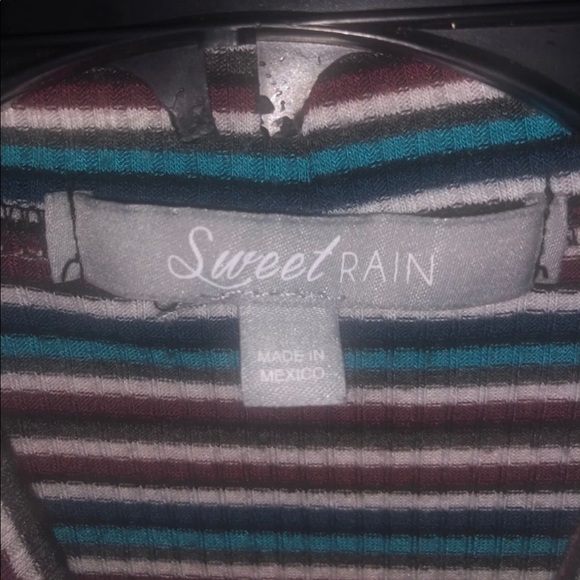 crop top - Picture 2 of 2